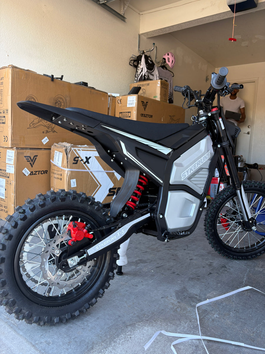 x7 E bike